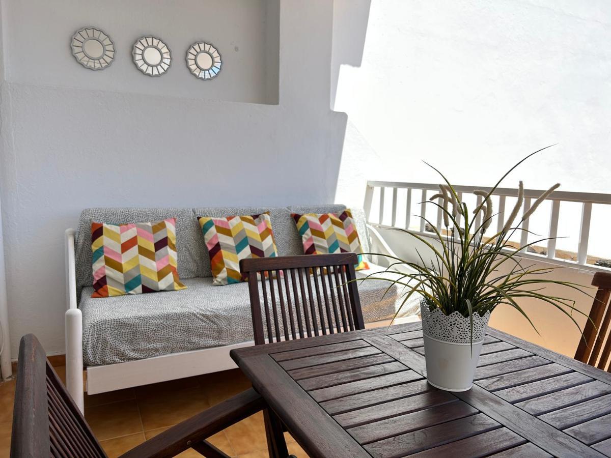 The Colors House, 653 Y 654 - Private Apartment Costa Teguise Exteriör bild